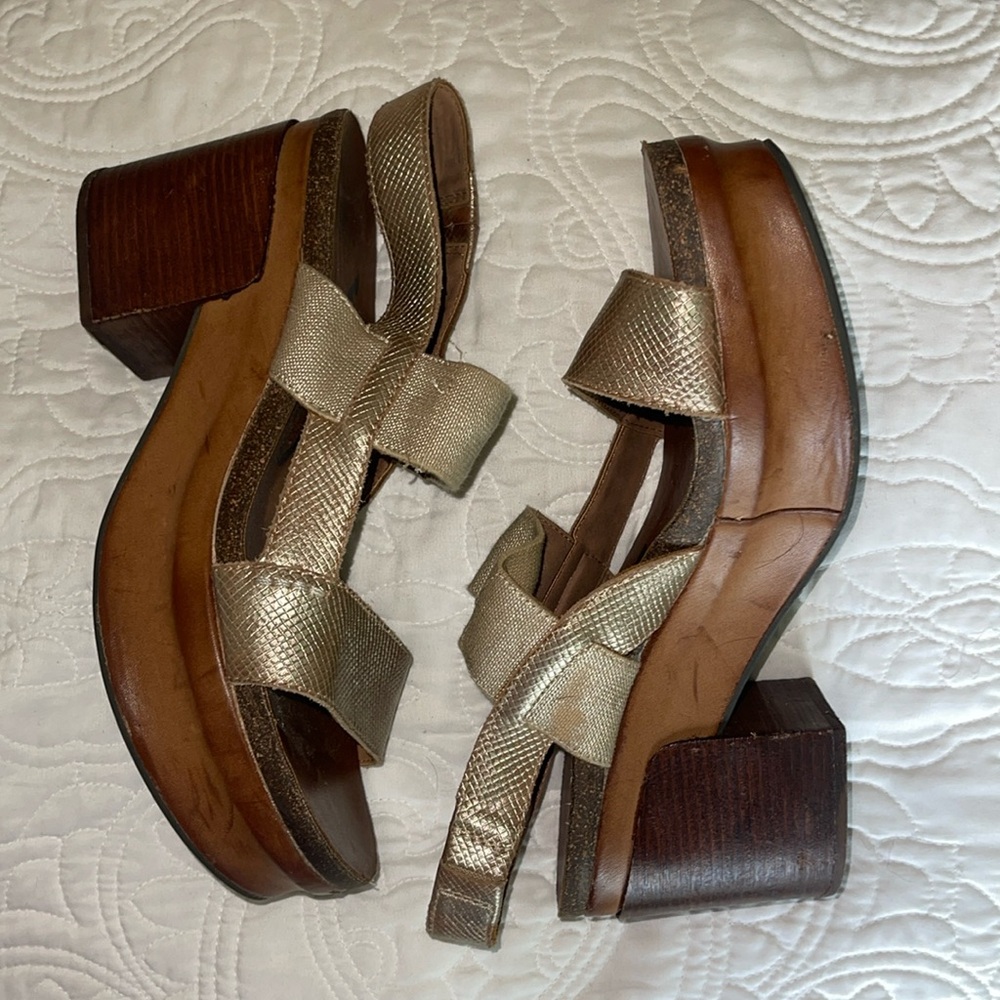 OTBT block wedges cooper/gold